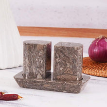 Load image into Gallery viewer, salt and pepper , salt and pepper shakers , tableware
